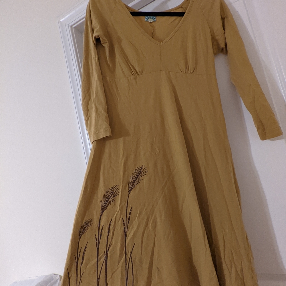 SOLD Synergy Organics mustard/tan long sleeve dress with wheat graphic eco